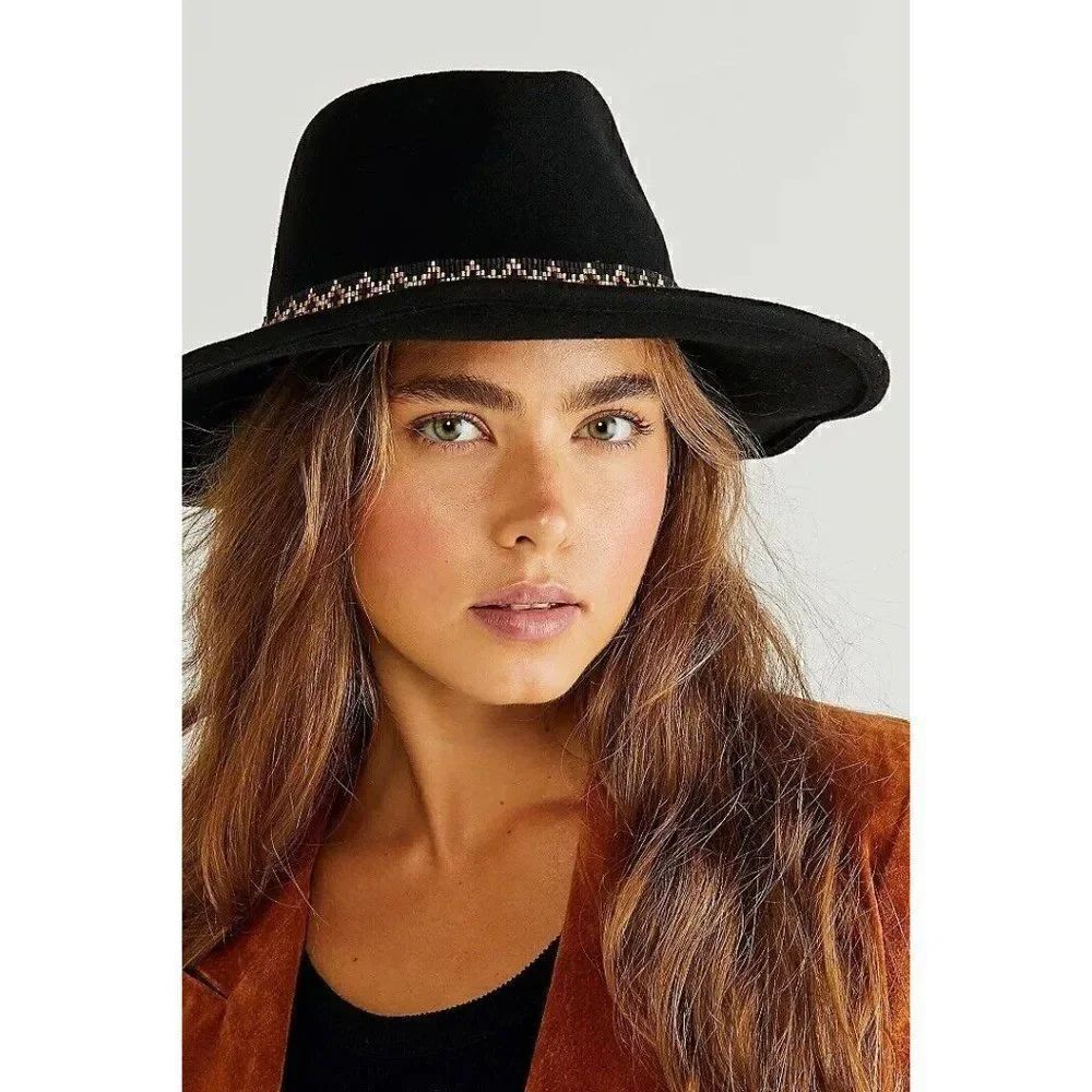 NWT FREE PEOPLE X NIKKI BEACH ELECTRA FELT HAT IN BLACK ONE SIZE